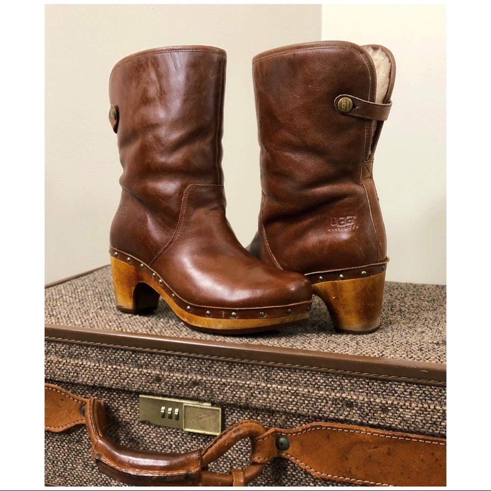 UGG Lynnea Shearling Lined Boots